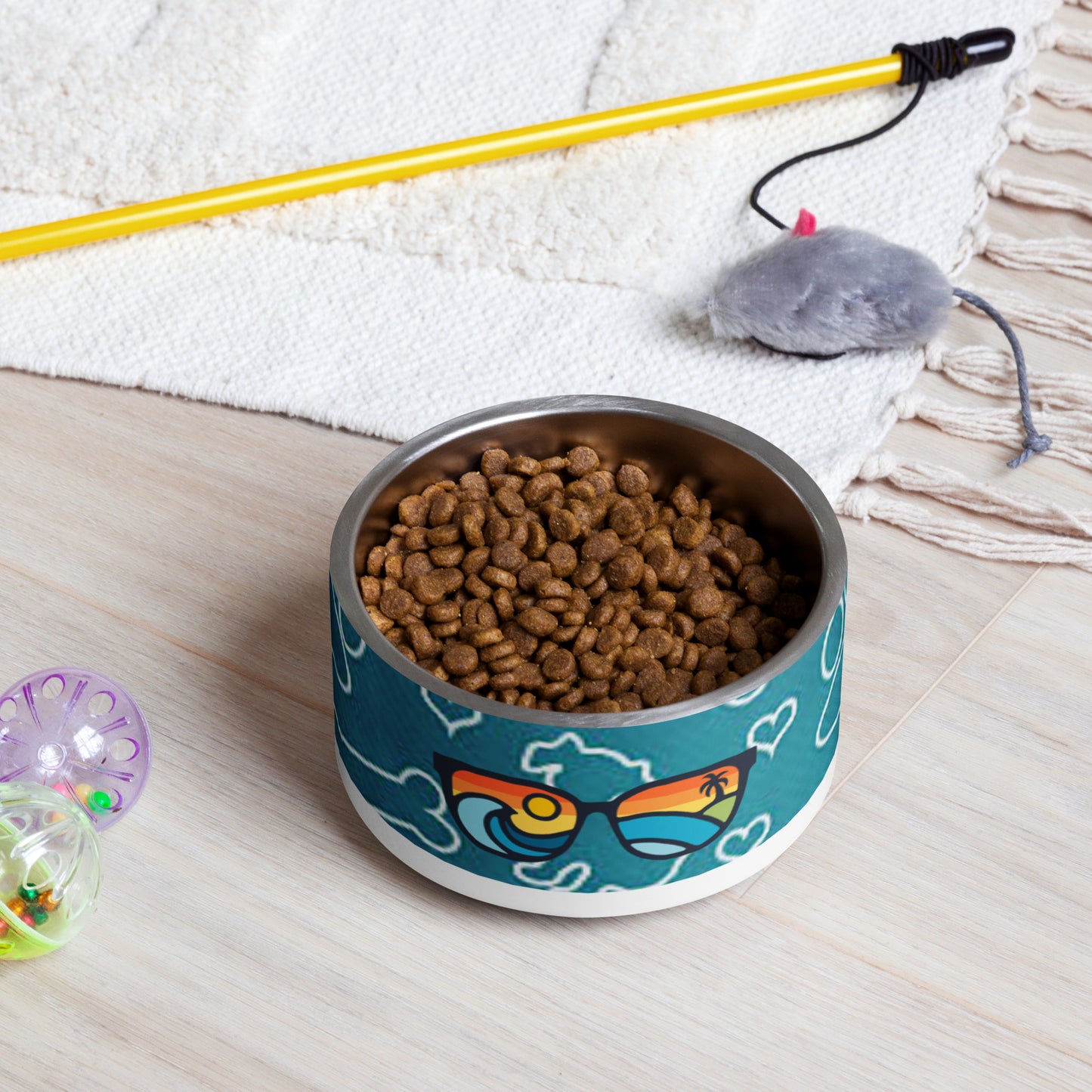 I'll be watching you with this Coastal Pet Bowl