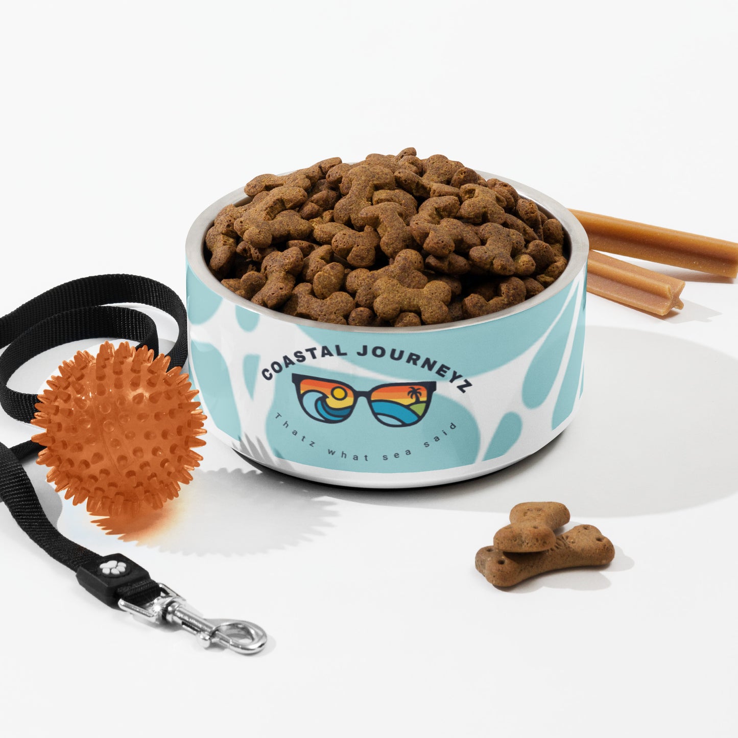 Coastal Journeyz Pet bowl for their beach vacations